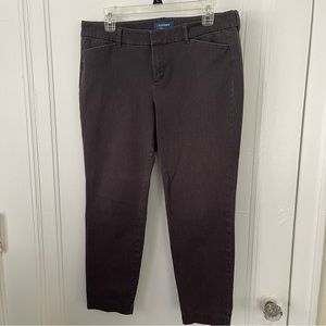 Old Navy gray pixie pants